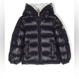 Moncler Enfant Jacket ( AUTHENTIC)